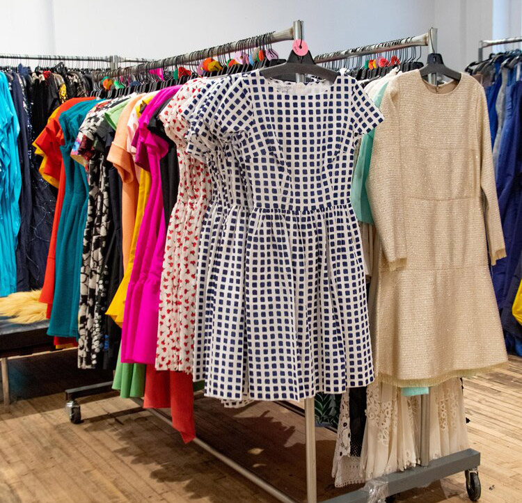 Oscar de la Renta Sample Sale in Images