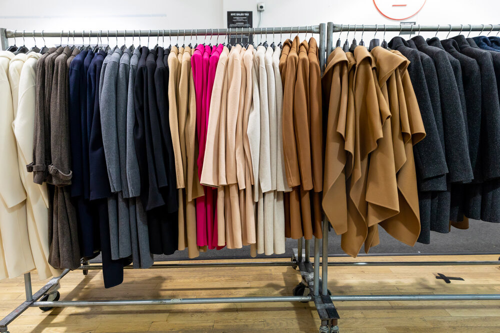 Theory Apparel & Accessories New York Sample Sale in Images