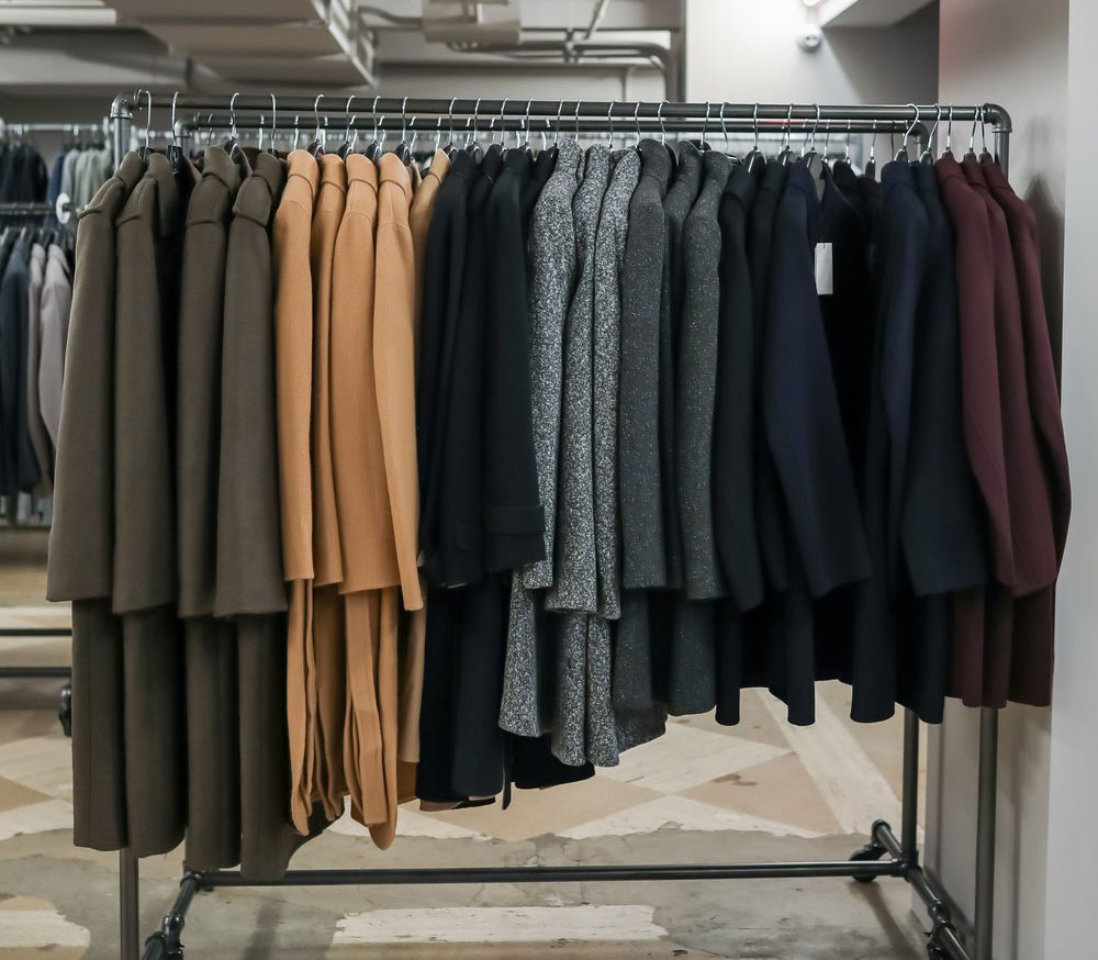 Theory Sample Sale in Images