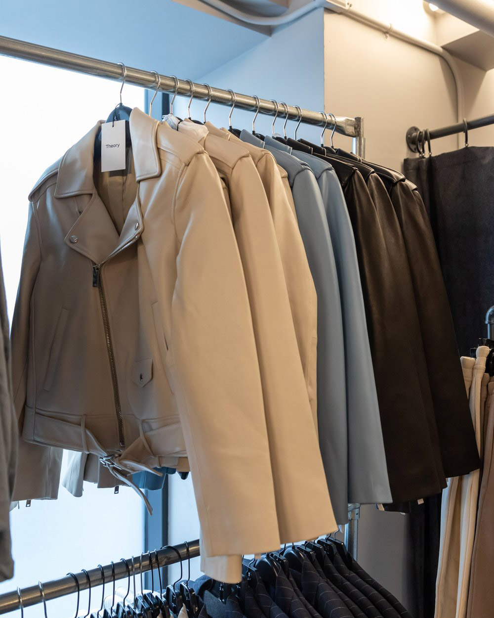 Theory Apparel & Accessories New York Sample Sale in Images
