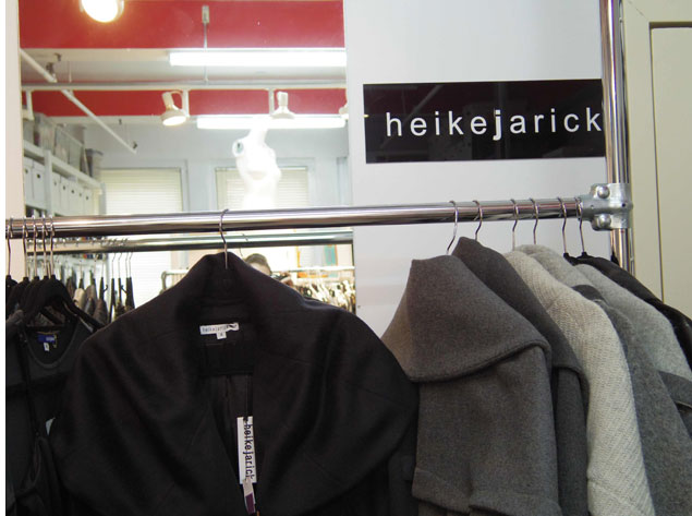 Heike Jarick Outerwear Rack