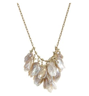 pearl dangle necklace