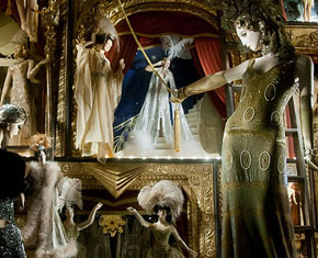 Bergdorf Goodman Holiday : The BG Follies of 2012