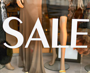 Who Knew? NYC Luxury Shoppers Love a Discount, Too. Duh.