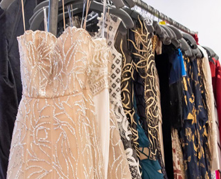 Oscar de la Renta Sample Sale in Images